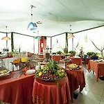 Castagna Palace & Restaurant 3*