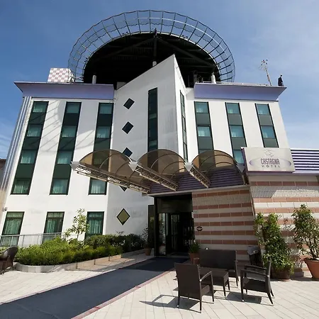 Castagna Palace & Restaurant モンテッキオ・マッジョーレ