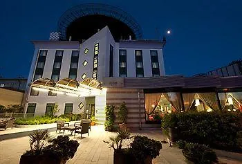 Castagna Palace & Restaurant 호텔
