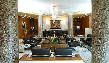 Castagna Palace & Restaurant 호텔 몬테치오마조레