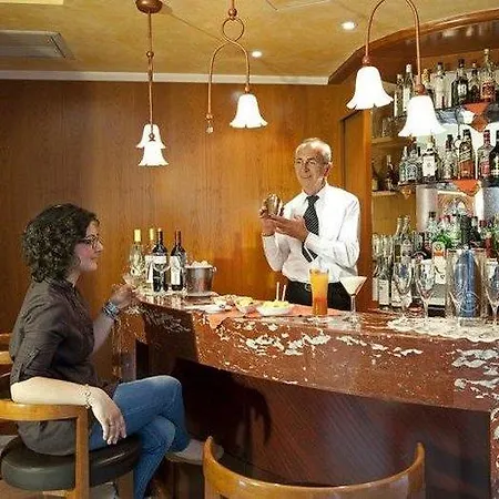Castagna Palace & Restaurant 호텔