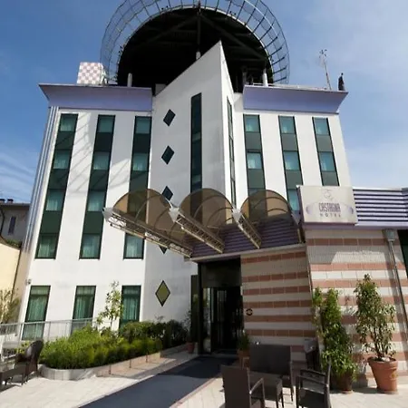 酒店 Castagna Palace & Restaurant 蒙特奇奥·马焦雷