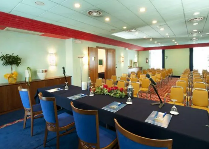 Castagna Palace & Restaurant فندق