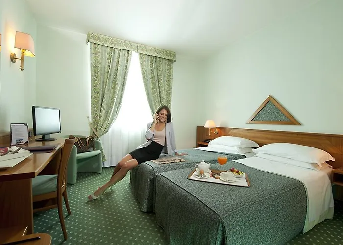 فندق Castagna Palace & Restaurant