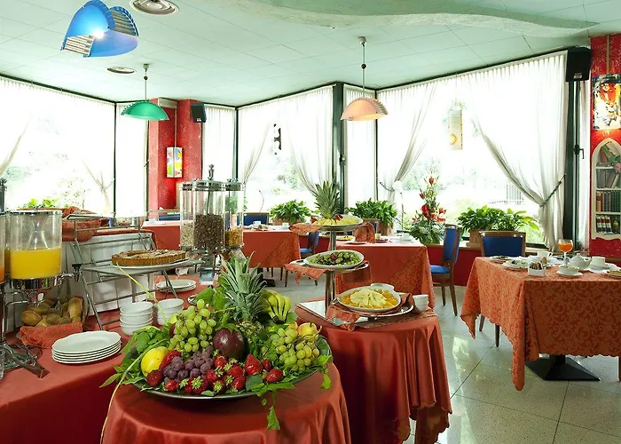 فندق Castagna Palace & Restaurant 3*