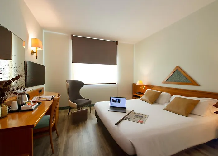 Castagna Palace & Restaurant