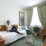 Castagna Palace & Restaurant 3*