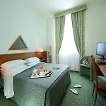 Castagna Palace & Restaurant 3*