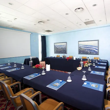 Castagna Palace & Restaurant 호텔 3*