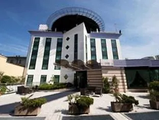Castagna Palace & Restaurant Hotel